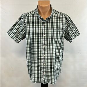 Columbia short sleeve button down collar shirt.  L